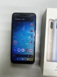 Б/в Мобільний телефон Xiaomi mi a2 lite 2/32gb 01-200919259