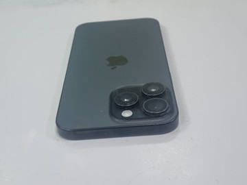 Б/в Мобільний телефон Apple iphone 16 pro max 512gb 01-200911833