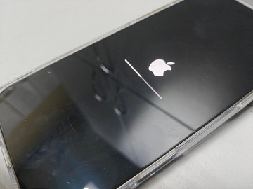 Б/у Мобільний телефон Apple iphone 16 pro max 256gb esim 01-200983495