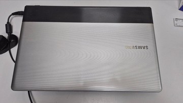 Б/у Ноутбук Samsung 14/pentium b940 ddr3/3gb ddr3/hdd 320 gb/geforce 310m 01-201032445