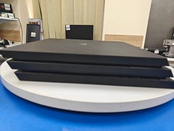 Б/в Ігрова приставка Sony playstation 4 pro 1tb 01-201062762