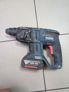 Bosch gbh 18v-21 2акб 4ah зп