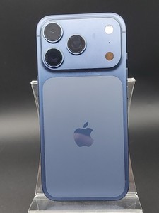 Б/в Мобільний телефон Apple iphone 17 pro 256gb 01-201054271