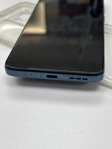 Б/в Мобільний телефон Motorola moto g06 4g 4/256gb 01-201138349
