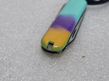 Б/в Ніж складаний Victorinox classic sd sydney style 01-201161999