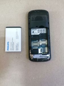 Б/в Мобільний телефон Philips xenium e111 01-200487094