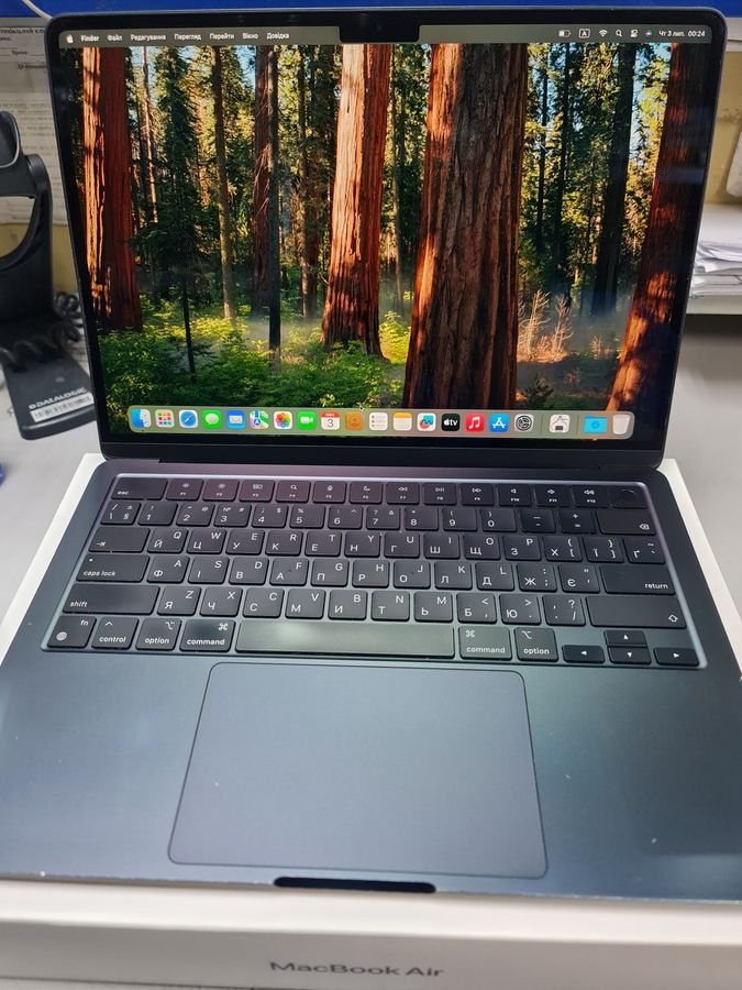 Apple macbook air 13,6" m2 2022