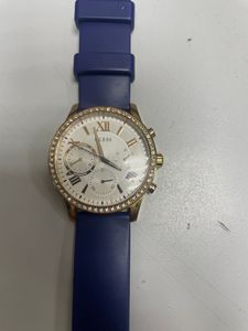 01-200611938: Guess w1135l3