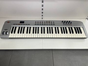 Б/у Midi-клавиатура M-Audio oxygen 61 mkv 01-200635396