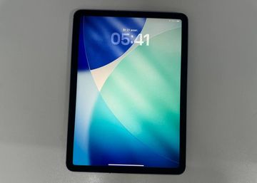 01-200765484: Apple ipad air 2022 wi-fi + 5g 256gb