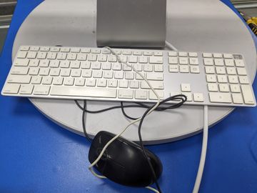 01-200741252: Apple imac / a2116 /екр. 21.5 / intel core i5 3.0ghz / ram 16gb / ssd 240gb / radeon pro 560x 4gb