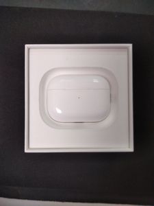 01-200790180: Apple airpods pro 2nd generation magsafe