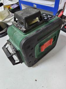 Б/в Лазерний нівелір Dwt llc03-360 bmc + набір 01-200803399