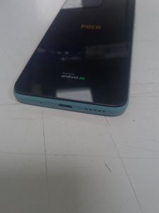 01-200803358: Xiaomi poco c40 4/64gb