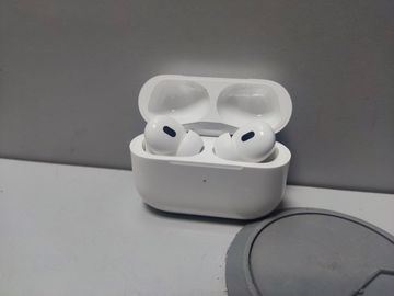Б/у Наушники Apple airpods pro 2nd generation with magsafe charging case usb-c 01-200809119