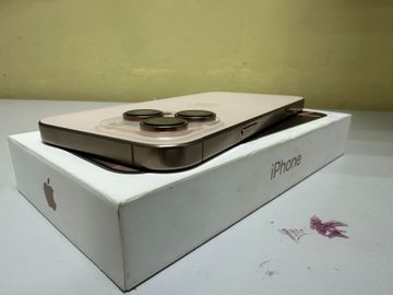 Б/в Мобільний телефон Apple iphone 16 pro max 256gb 01-200820725