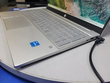 Б/в Ноутбук Hp 15/core i3-1315u ddr5/16gb ddr5/hdd *відсутній/ssd 1000 gb/*інтегрована 01-200831111