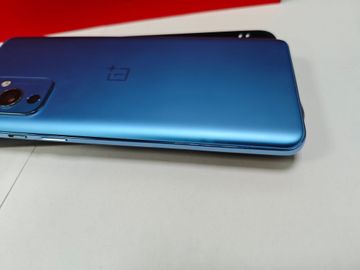 Б/в Мобільний телефон Oneplus 9 5g 8/128gb 01-200834855