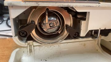 Б/в Швейна машина Janome le22 01-200785281