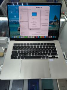 Б/в Ноутбук Apple macbook a3114/15.3/m3/8 gb/256 gb/10 core gpu retina 01-200839227