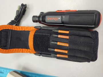 Б/в Шурупокрут Dnipro-M csd-36x 01-200861024