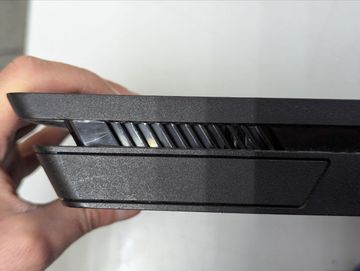 Б/в Ігрова приставка Sony playstation 4 slim 1tb 01-200854335
