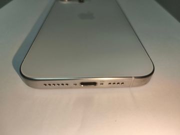 Б/в Мобільний телефон Apple iphone 15 pro max 512gb esim 01-200868531