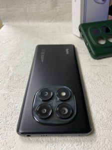 Б/в Мобільний телефон Xiaomi redmi note 14 pro 8/256gb 01-200883569