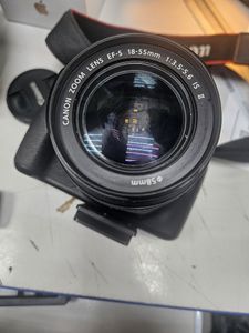 Б/у Фотоаппарат Canon eos 1300d / ef-s 18-55mm f/3,5-5,6 is ii 01-200888272