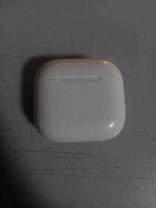 Б/у Наушники Apple airpods 4 01-200902296