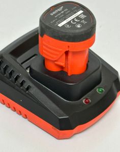 Б/в Шурупокрут Dnipro-M cd-12cx compact 01-200902824