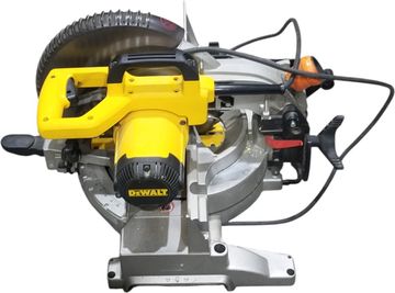 Б/у Пила торцевая Dewalt dw713-ks 01-200906015