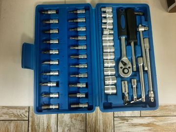 Б/в Набір автоінструментів New Tools 46 шт 16-000275686