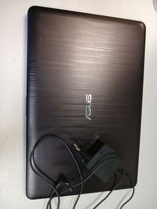 Б/в Ноутбук Asus 15/pentium 4417u ddr4/8gb ddr4/ssd 120 gb/geforce mx110 2gb 01-200908795