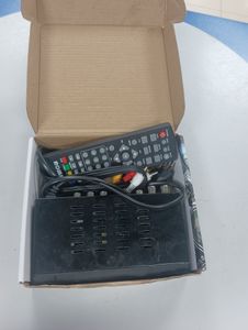 Б/у Ресивер ТВ Romsat t7075hd 01-200911745