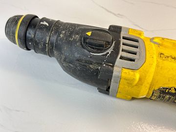 Б/в Перфоратор Dewalt d25143k 01-200910103