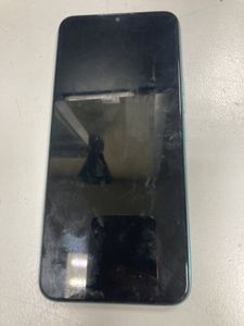 Б/в Мобільний телефон Tecno spark 8c kg5n 4/64gb 01-200912439