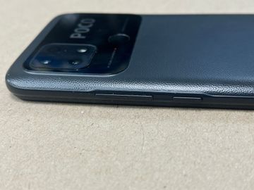 Б/у Мобільний телефон Xiaomi poco c40 3/32gb 01-200910081