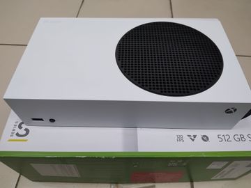 Б/в Ігрова приставка Microsoft xbox series s 512gb 01-200915375