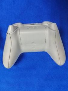 Б/у Игровая приставка Microsoft xbox series s 512gb 01-200916407