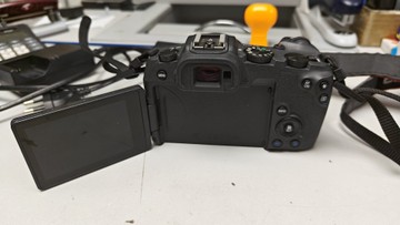 Б/в Фотоапарат Canon eos rp + rf 50mm f/1.8 stm 01-200928040