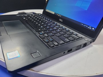 Б/в Ноутбук Dell 12/core i5 8350u ddr4/8gb ddr4/ssd 256 gb/*інтегрована 01-200945710