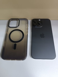 Б/у Мобільний телефон Apple iphone 16 pro max 256gb 01-200955342