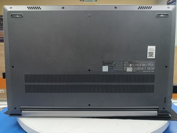 Б/в Ноутбук Lenovo 15/ryzen 3 5300u ddr4/8gb ddr4/hdd *відсутній/ssd 256 gb/*інтегрована 01-200914105