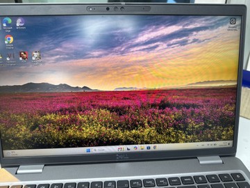 Б/в Ноутбук Dell 15/core i7-1255u ddr5/16gb ddr4/ssd 512 gb/*інтегрована 01-200975373