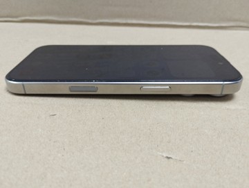 Б/в Мобільний телефон Apple iphone 16 pro 128gb 01-200977579