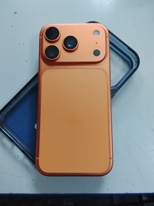 Б/в Мобільний телефон Apple iphone 17 pro 256gb 01-200977108