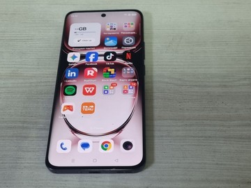 Б/в Мобільний телефон Oppo reno12 5g 12/256gb 01-200937980