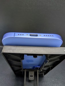 Б/у Мобільний телефон Apple iphone 16 128gb 01-201012383