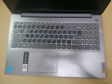 Б/у Ноутбук Lenovo 15/pentium 7505 ddr4/4gb ddr3/ssd 256 gb/*інтегрована 01-201045628
